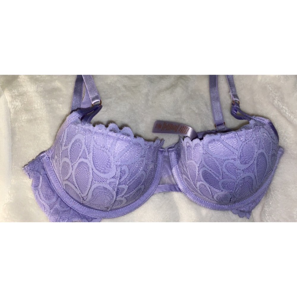 Savage X Fenty Bra Never Before Worn! Size 34D